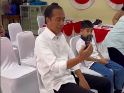 Video Jokowi Ngevlog Jelang Nyoblos Pilkada: Semuanya Gembira