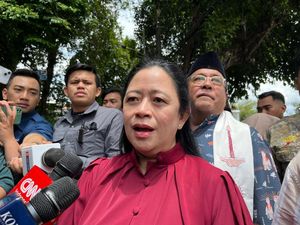 Hasto Bertemu Felicia Tissue, Puan: Harus Dibedakan, Pribadi atau Sekjen Hasto Bertemu Felicia Tissue, Puan: Harus Dibedakan, Pribadi atau Sekjen