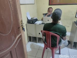 Insiden Tumpahan Kopi Picu Keributan di TPS Cibeber Cianjur Insiden Tumpahan Kopi Picu Keributan di TPS Cibeber Cianjur