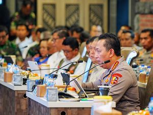 Kapolri Minta Anggota di Daerah Rawan Tetap Waspada Meski Pilkada Relatif Aman