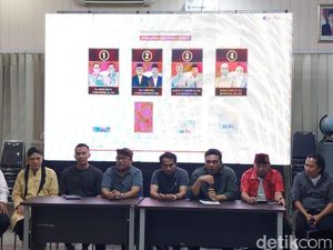 Imron-Agus Kurniawan Klaim Menang Pilbup Cirebon Imron-Agus Kurniawan Klaim Menang Pilbup Cirebon