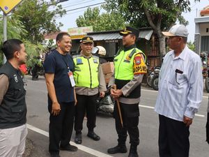 Kapolres-Pamatwil Jatim Patroli TPS, Pilkada Bojonegoro Dipastikan Aman Kapolres-Pamatwil Jatim Patroli TPS, Pilkada Bojonegoro Dipastikan Aman