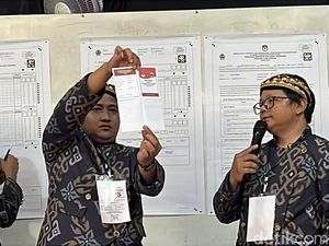 Ahmad Luthfi Unggul di TPS 01 Sumber Solo Tempatnya Nyoblos Ahmad Luthfi Unggul di TPS 01 Sumber Solo Tempatnya Nyoblos