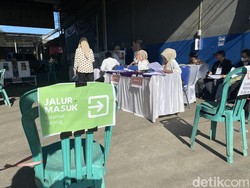 Pencoblosan di TPS 14 Paropo Makassar, Warga Antre Sejak Pagi