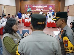 Tinjau TPS, Pj Wali Kota Kediri Pastikan Pelaksanaan Pilkada Aman