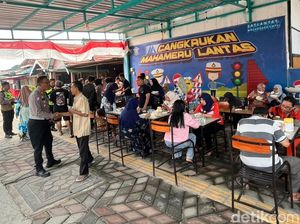 Polres Mojokerto Kota Sediakan 400 Porsi Makan Gratis bagi yang Sudah Nyoblos Polres Mojokerto Kota Sediakan 400 Porsi Makan Gratis bagi yang Sudah Nyoblos