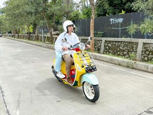 Vespa Langka yang Dipakai Raffi Ahmad ke TPS, Harga Bekasnya Naik Terus Vespa Langka yang Dipakai Raffi Ahmad ke TPS, Harga Bekasnya Naik Terus