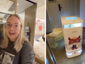 Bule Ini Girang Lihat Robot Antar Makanan di Hotel China Bule Ini Girang Lihat Robot Antar Makanan di Hotel China