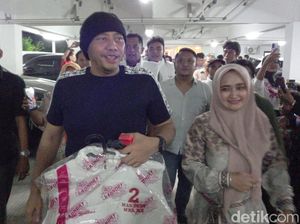 Dedy Yon-Iin Klaim Unggul di Pilkada Kota Tegal Dedy Yon-Iin Klaim Unggul di Pilkada Kota Tegal