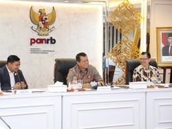 KemenPANRB Dukung Keterbukaan Informasi dengan SPBE & Program Bisa Tanya
