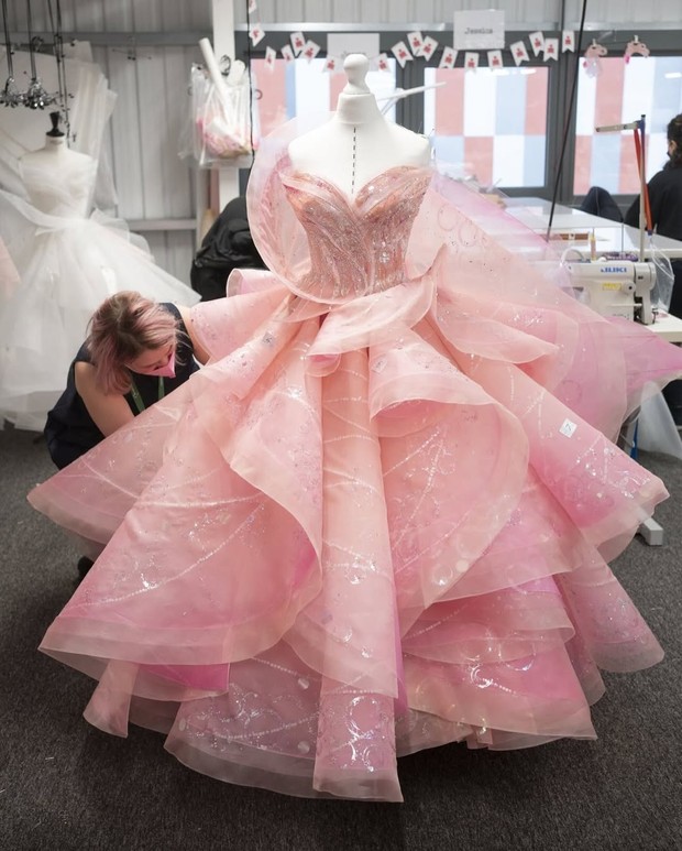 Kostum Glinda/ Foto: instagram.com/paultazewell