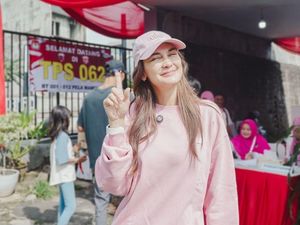 Gaya Santai Luna Maya saat Nyoblos di TPS Jadi Sorotan: Tetap Cantik