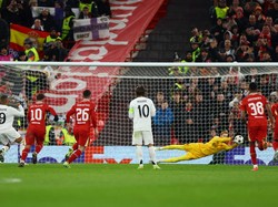 Enggak Ada Gentar-gentarnya Kelleher Hadapi Penalti Mbappe