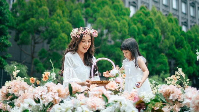 Menyambut peringatan Natal dan Tahun Baru, Hotel G.H. Universal Bandung Menyambut peringatan Natal dan Tahun Baru, Hotel G.H. Universal Bandung