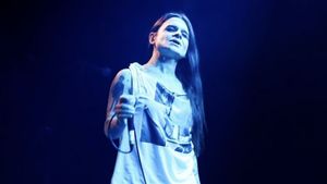 Foto: Rocker Transgender Ingin Kembali Jadi Pria, Ngaku Alami Disforia Gender