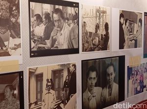 Pameran 100 Tahun AA Navis: Sebuah Dinding Memori Pameran 100 Tahun AA Navis: Sebuah Dinding Memori