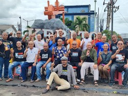 Kotak Kosong Kalahkan Petahana di Pangkalpinang, Relawan Botak Massal