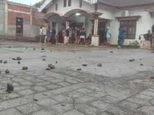 Ketua DPRD Dompu Laporkan Massa Pelempar-Perusak Rumahnya ke Polisi Ketua DPRD Dompu Laporkan Massa Pelempar-Perusak Rumahnya ke Polisi