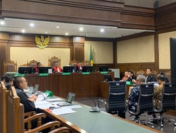 Hakim Cecar Saksi Kasus Korupsi Truk Basarnas soal Pembayaran Main Golf