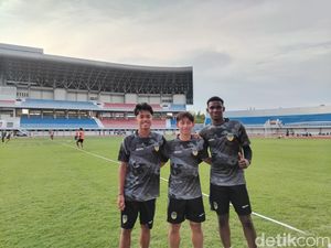 Kesan Figo Dennis Berseragam PSIM Jogja: Sangat Amat Spesial Kesan Figo Dennis Berseragam PSIM Jogja: Sangat Amat Spesial