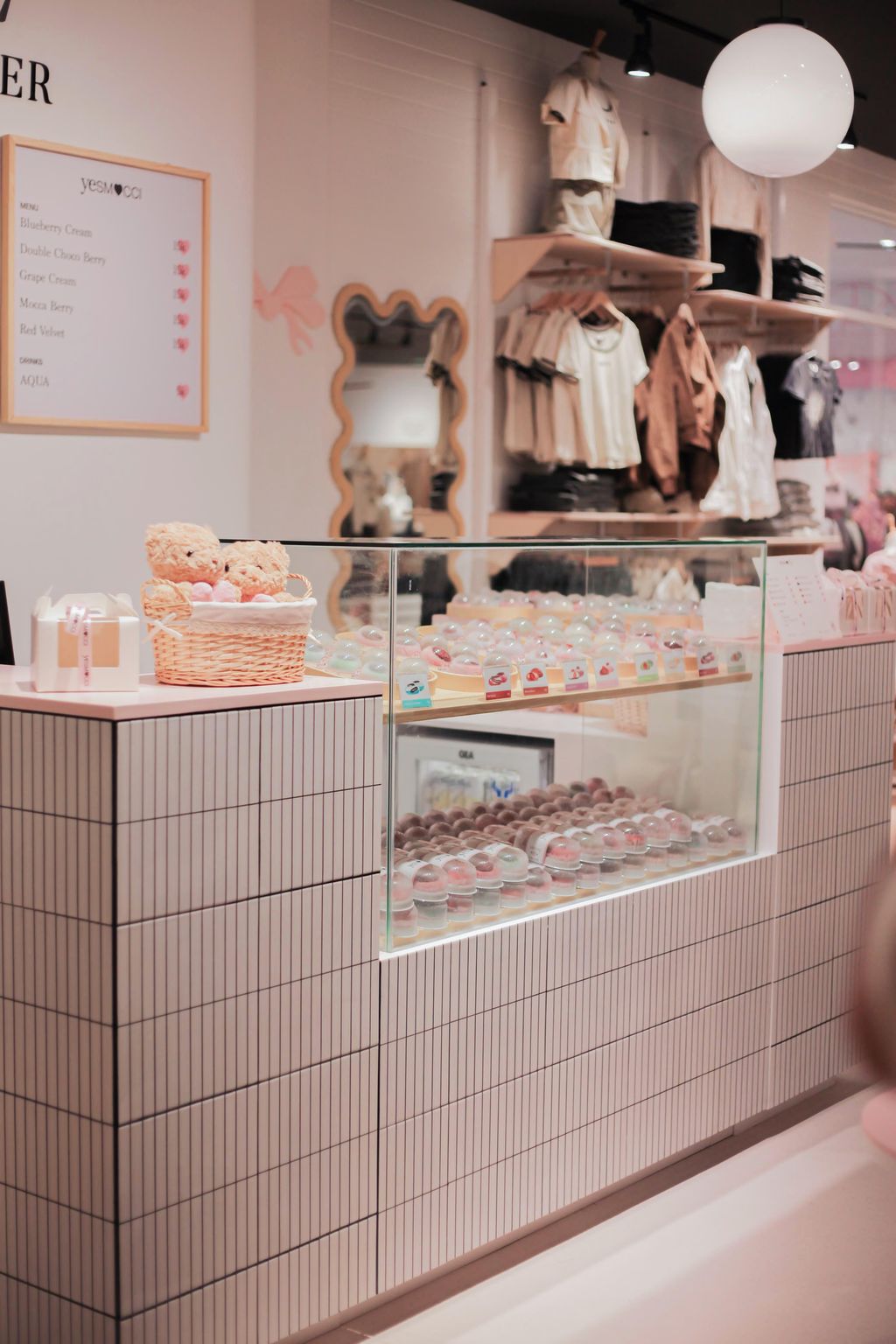 Toko Pertama Yescci Indonesia