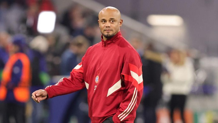 MUNICH, GERMANY - NOVEMBER 26: Head coach Vincent Kompany of FC Bayern München looks on ahead of the UEFA Champions League 2024/25 League Phase MD5 match between FC Bayern München and Paris Saint-Germain at Football Arena Munich on November 26, 2024 in Munich, Germany. (Photo by Marcel Engelbrecht - firo sportphoto/Getty Images)