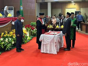 Wakil Ketua DPRD Maros Abdul Rasyid Absen Sebulan Lebih karena Stroke Wakil Ketua DPRD Maros Abdul Rasyid Absen Sebulan Lebih karena Stroke