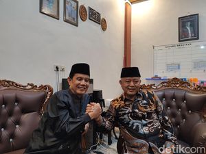 Meski Rival di Pilbup Malang, Gunawan-Sanusi Tetap Jalin Hubungan Baik Meski Rival di Pilbup Malang, Gunawan-Sanusi Tetap Jalin Hubungan Baik