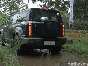 Irit Banget! Nggak Sampai Rp 90 Ribu, Bisa Bawa Mobil Listrik Chery J6 Jakarta-Bandung Irit Banget! Nggak Sampai Rp 90 Ribu, Bisa Bawa Mobil Listrik Chery J6 Jakarta-Bandung