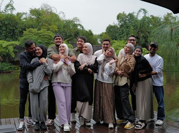 Senang-senang Irish Bella Cs Liburan Bareng Circle Pertemanan Sehat