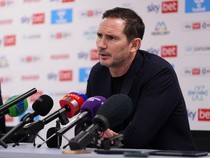 Frank Lampard Tepis Rumor Balik ke Chelsea