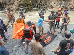 Pelajar SMK yang Hilang di Air Terjun Grand Canyon Lahat Ditemukan Tewas