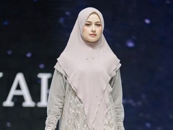 Umrah Bikin Kimberly Ryder Makin Yakin Berhijab