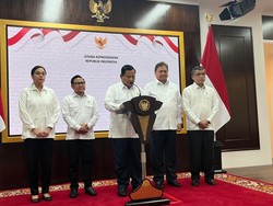 Prabowo Umumkan Upah Minimum 2025 Naik 6,5 Persen