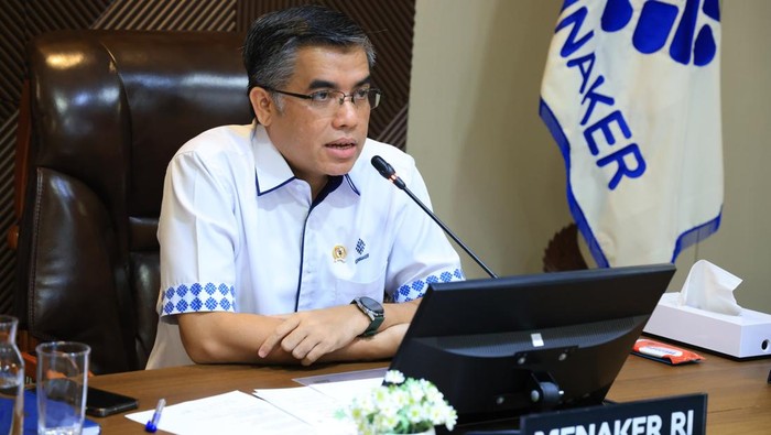 Menaker Harap PEI Mampu Kontribusi Selesaikan Masalah Ketenagakerjaan Menaker Harap PEI Mampu Kontribusi Selesaikan Masalah Ketenagakerjaan