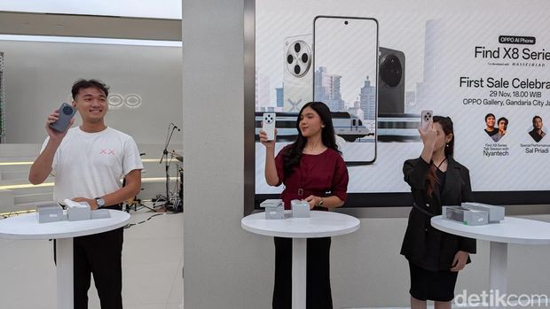 Penjualan perdana seri Oppo Find X8 Unboxing bareng penjualan perdana seri Oppo Find X8