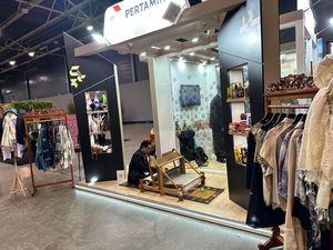 Pertamina Boyong Pariwisata & UMKM Binaan Unggulan ke Pameran di Belanda Pertamina Boyong Pariwisata & UMKM Binaan Unggulan ke Pameran di Belanda