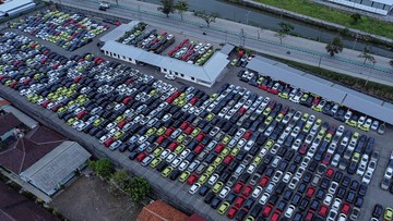 Sudah Setengah Tahun, Penjualan Mobil Turun Lagi!