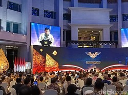 Canda Prabowo ke Panglima TNI di Acara BI: Pakai Pakaian Preman Kayak Bankir