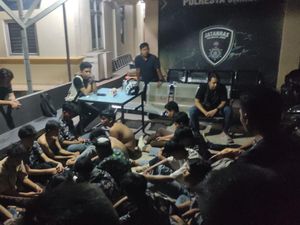 Polisi Amankan 23 Pelajar Terlibat Penyerangan di SMAN 6 Jambi