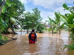 Air Brantas Kota Kediri Naik, Perahu Tambang Dilarang Beroperasi
