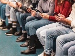 TikTok dan Meta Kritik Aturan Batas Usia Pengguna Medsos Australia