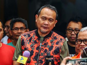 Video: Respons Santai Cak Lontong soal Aksi Walk Out Kubu RIDO Video: Respons Santai Cak Lontong soal Aksi Walk Out Kubu RIDO
