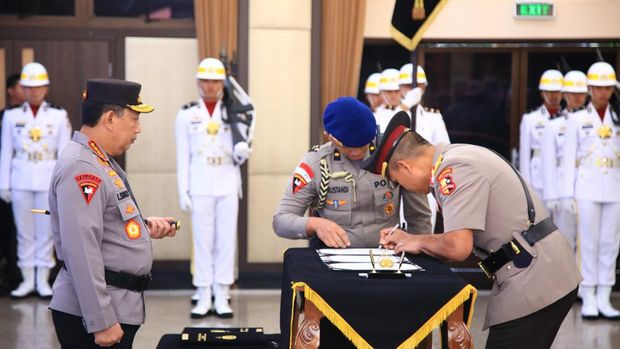 Upacara kenaikan pangkat 26 Pati Polri