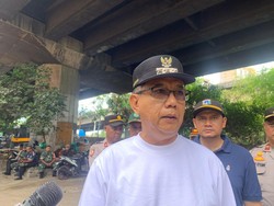 Camat Grogol Petamburan: Semua Warga Kolong Tol Angke Bersedia Pindah