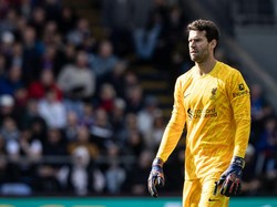 Alisson Sudah Membaik, tapi Belum Siap Main