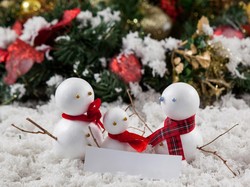 Kenapa Natal Identik dengan Salju? Ini Asal-usul dan Makna Filosofinya