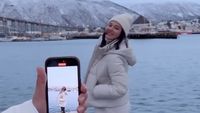 Potret Gading Marten Liburan Bareng Medina Dina, Nikmati Aurora di Norwegia