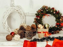 Mau Rayakan Natal Tapi Tak Ada Pohon Natal, Ini 5 Ide Dekorasinya