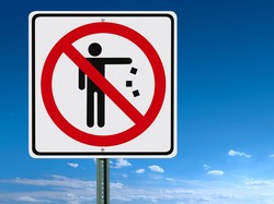 Jangan Sekali-kali Langgar Peraturan di Toilet Pesawat, Konsekuensinya Fatal!